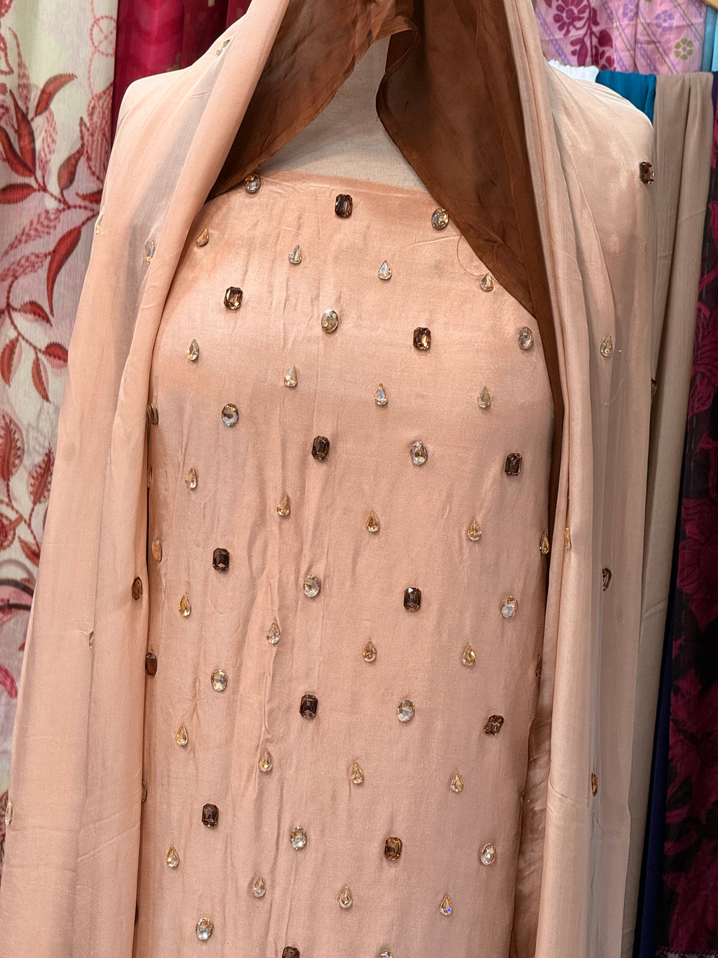Hamd Embellished Dress (unstich)