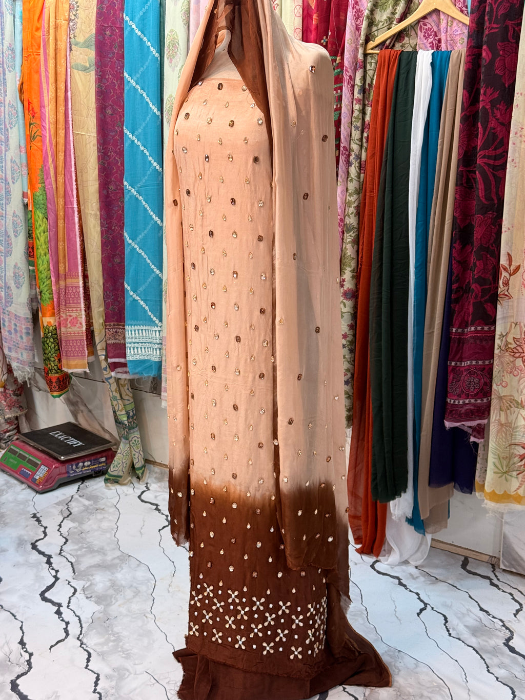 Hamd Embellished Dress (unstich)